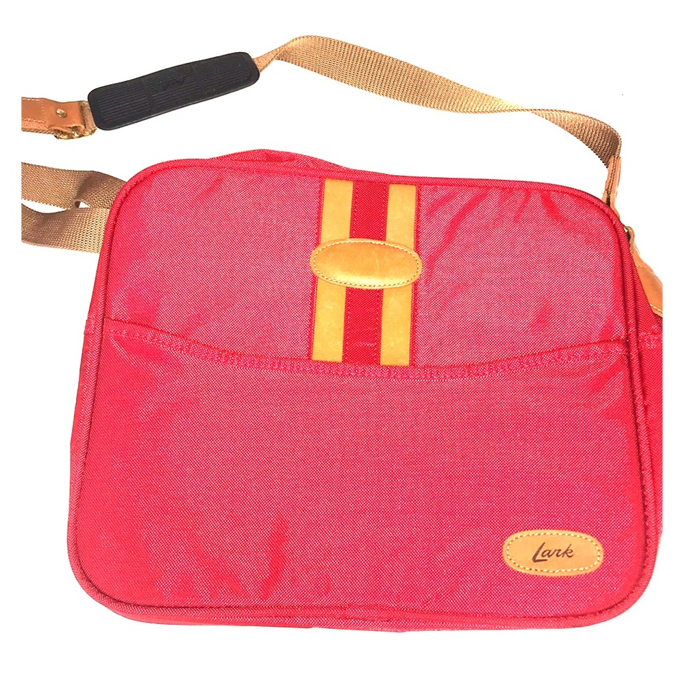 Lark Luggage Company Carry on Bag